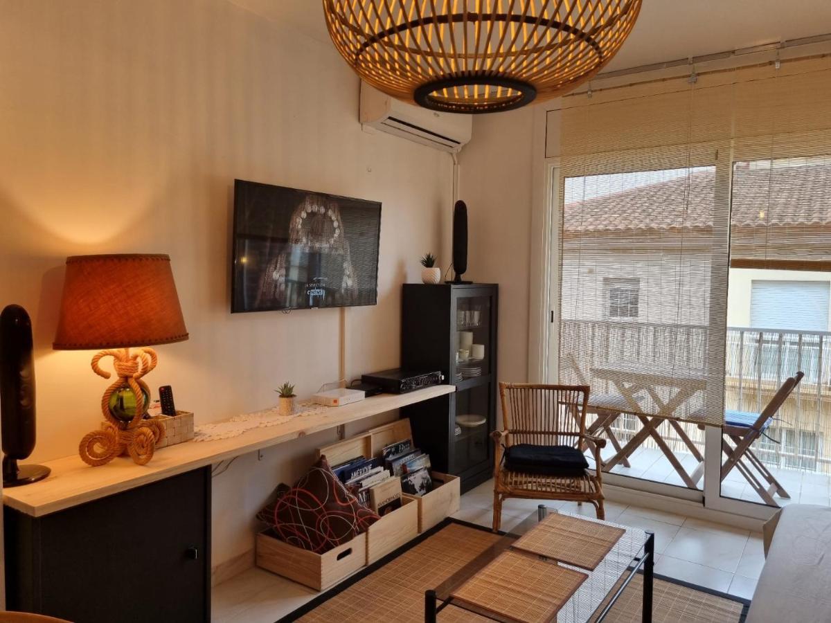 Lovely One Bedroom With Balcony 로지즈 외부 사진