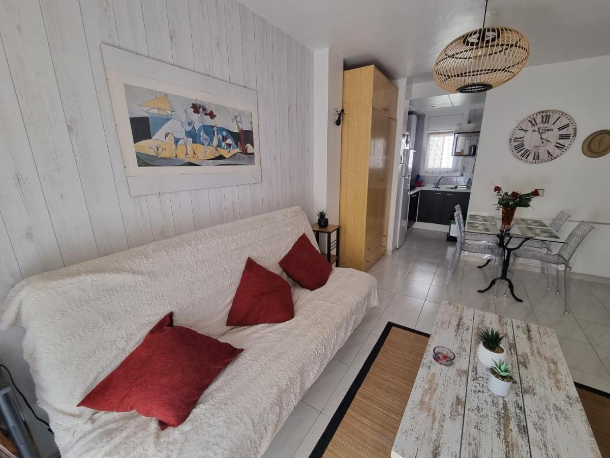 Lovely One Bedroom With Balcony 로지즈 외부 사진