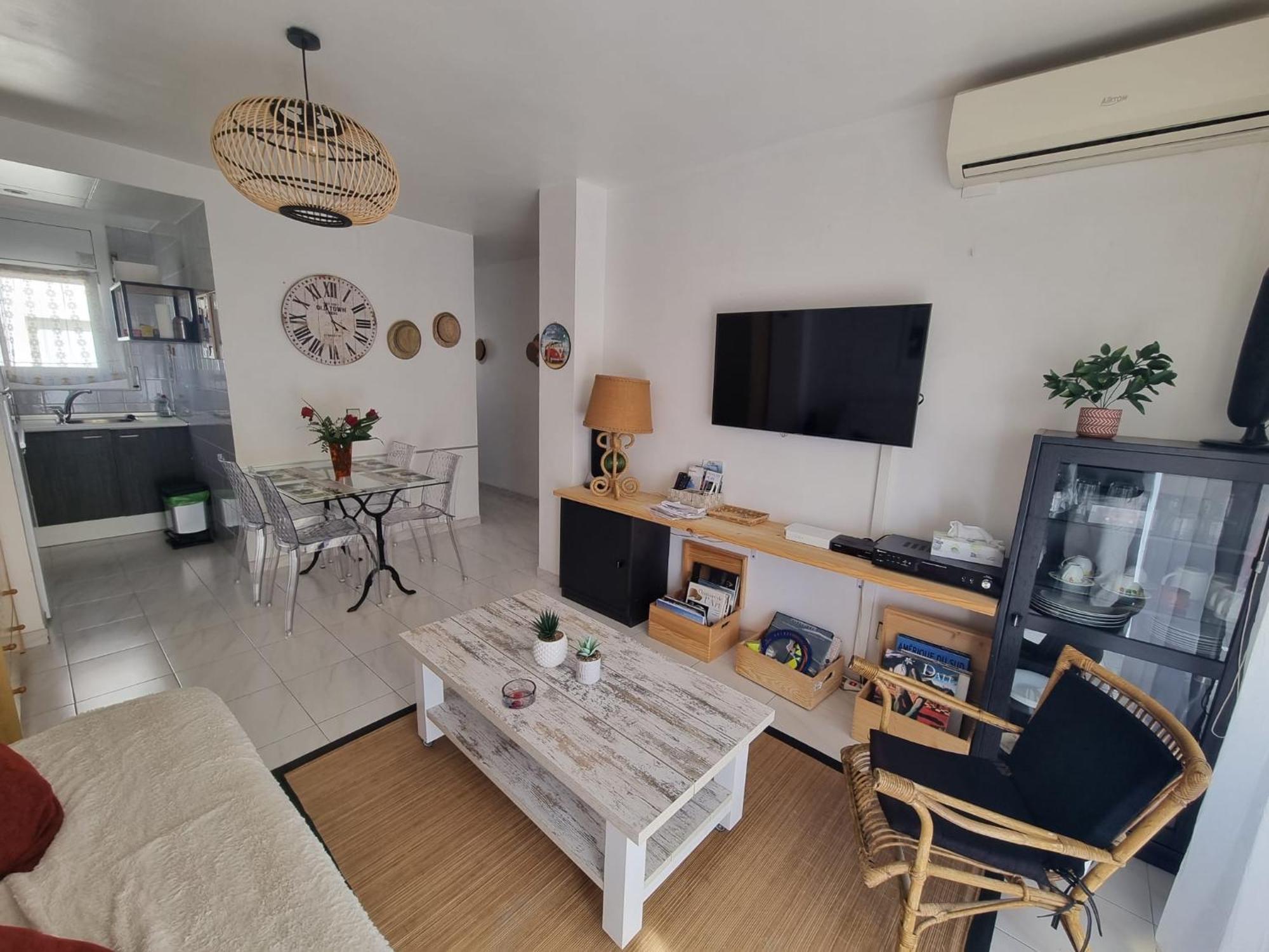 Lovely One Bedroom With Balcony 로지즈 외부 사진